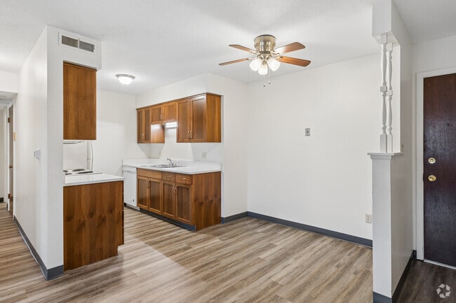 2BR, 1BA - 880SF - Dining Room
