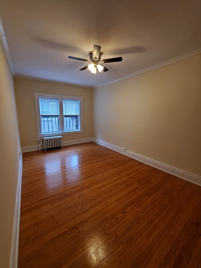 Shelbourne - 1 Bedroom - Bedroom - Shelbourne Apartments