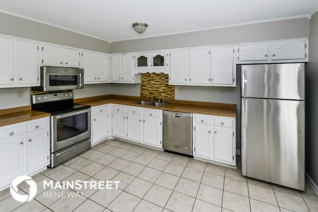 Photo - 3740 Ramblewood Dr