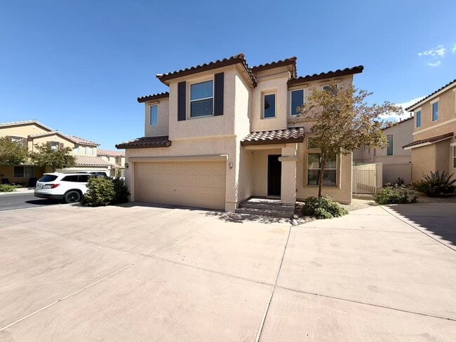 Photo - 3925 Philomena St