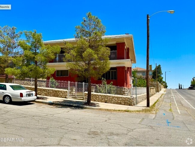 Building Photo - 500 Fewel St Rental