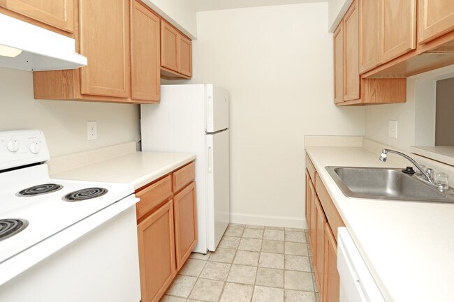 Heritage Grove Apartments
