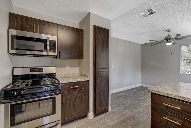 Mariposa Flats Apartments