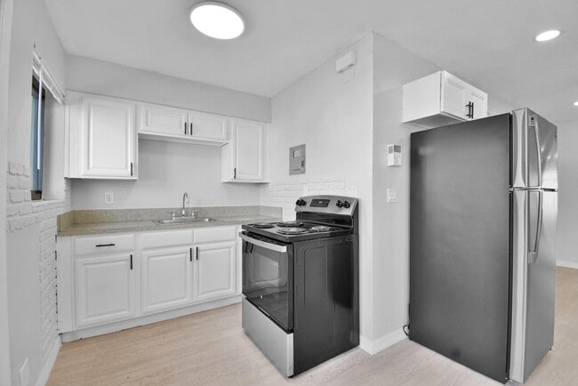 Photo - 6101 NW 9th Ct Unit 2