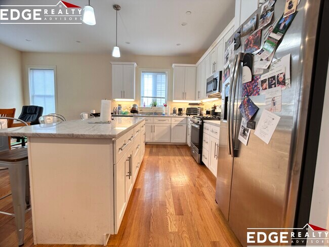 Photo - 15 Sparhawk St Apartments Unit 1