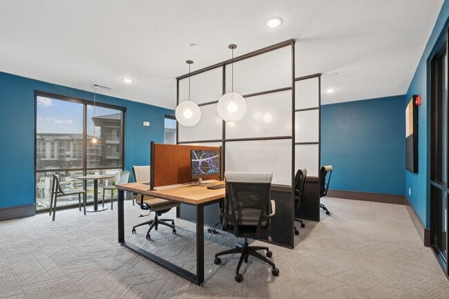 Coworking Lounge - Free professional workspace with computers and printer. Work remotely without paying for a coworking membership.