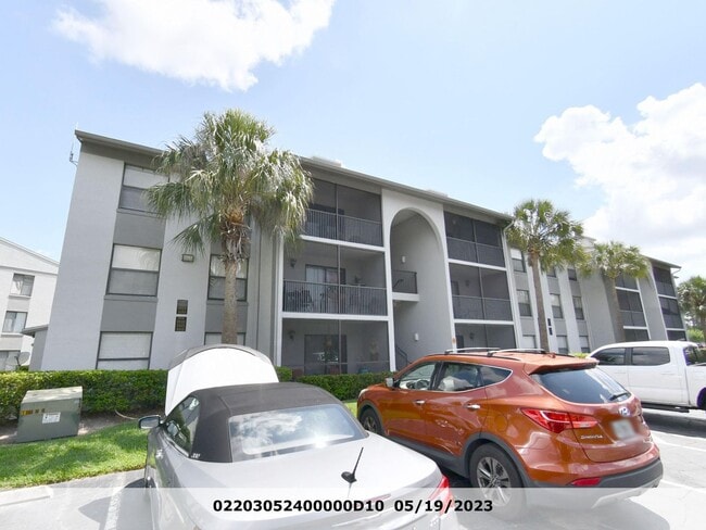 Building Photo - First Floor 2BR/2BA Condo in Pine Ridge Club, Sanford Unit D1