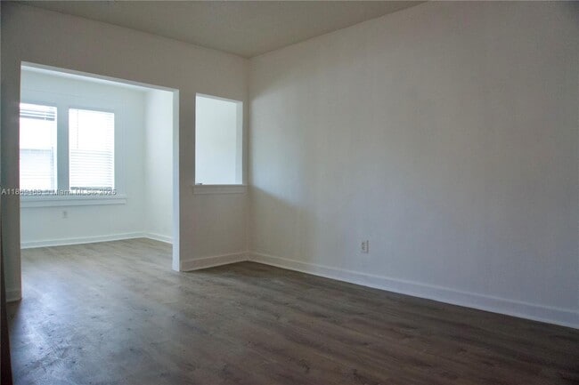 Photo - 501 SW 6th Ct Unidad 105