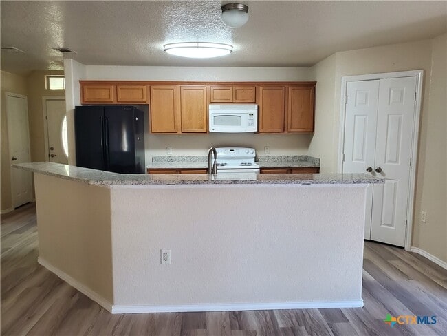 Photo - 3413 Rob Roy St