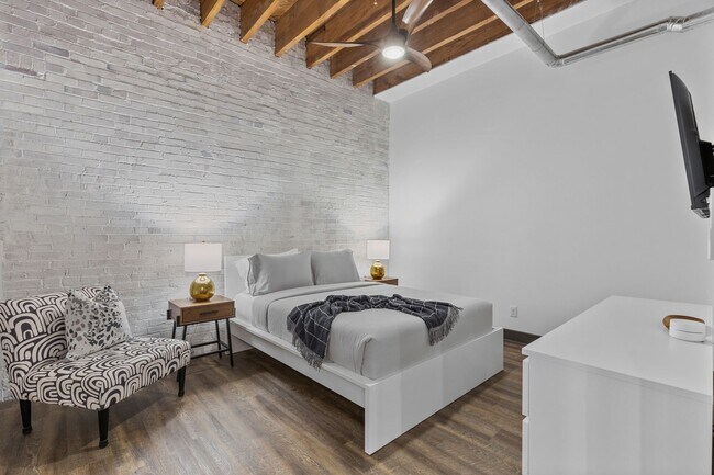 Photo - Peper Lofts @ Laclede's Landing Unit 6K