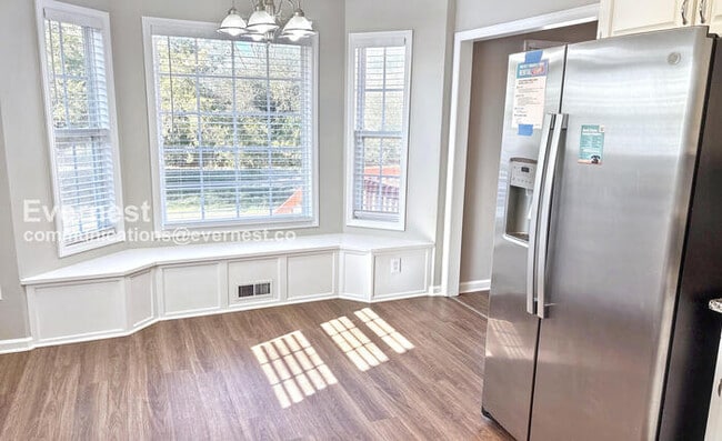 Photo - 450 Loveless Rd