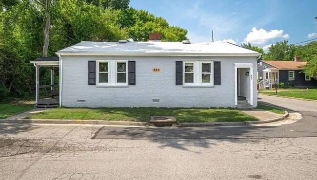 Building Photo - 731 Cameron St Unit 2 bedroom