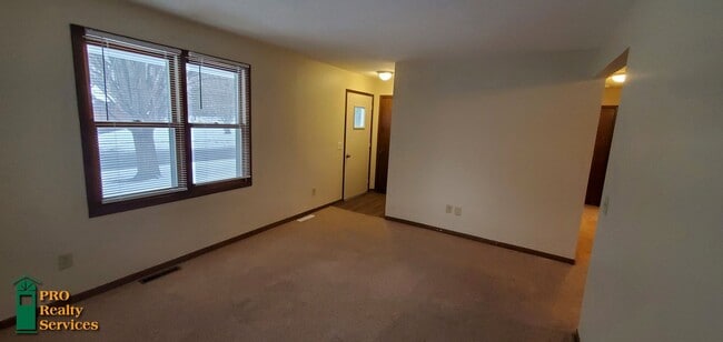 Photo - 4 Bedroom Home in Eden Prairie