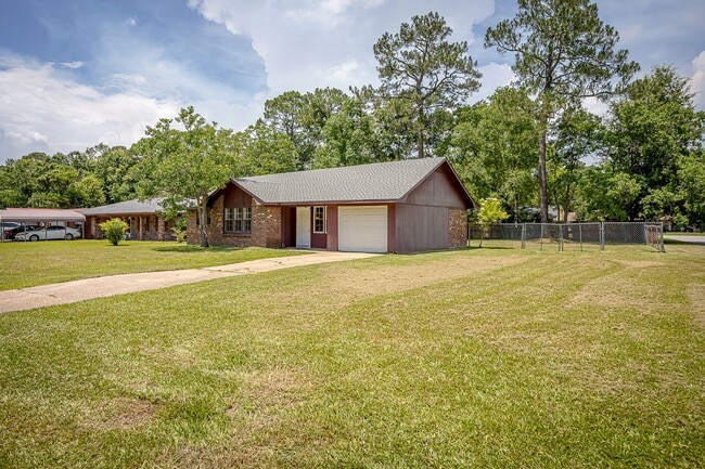 1520 Kingfisher Dr