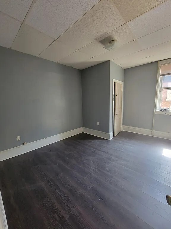 Photo - 72 Lincoln Way W