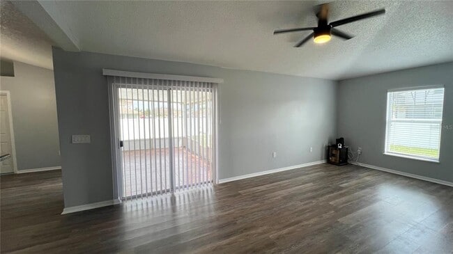 Photo - 485 Martigues Dr