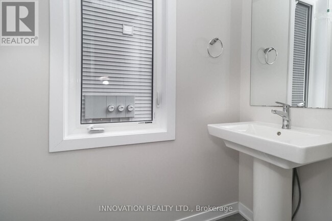 Photo - 254 Surface Ln