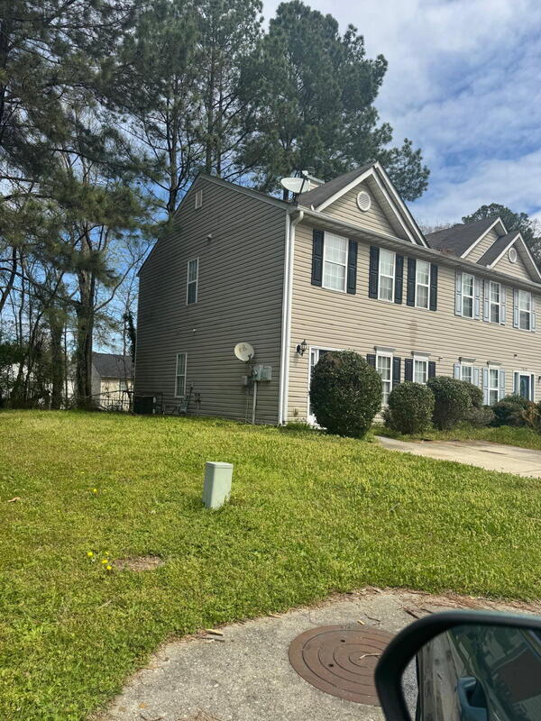 Photo - 2953 Falling Water Point