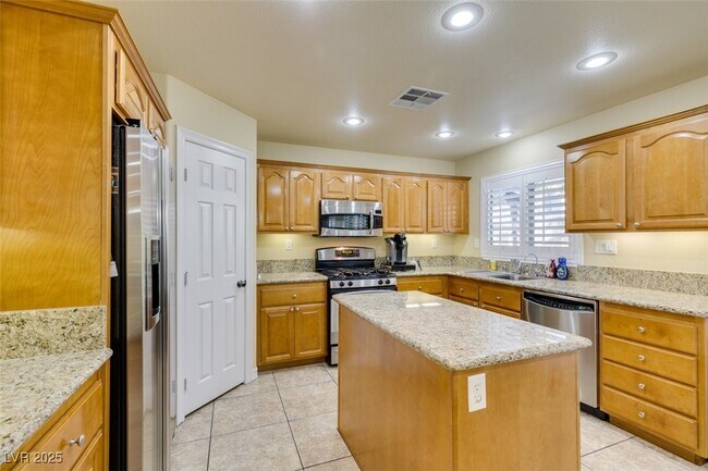 Photo - 5524 S Spearfish Lake Ct Casa