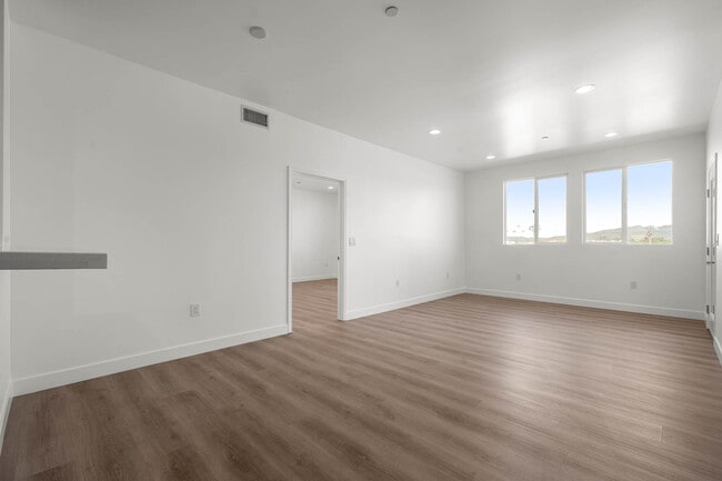 Photo - 8248 Sepulveda Pl