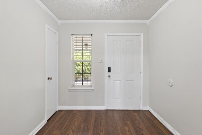 Photo - 3704 Eastshire Ct