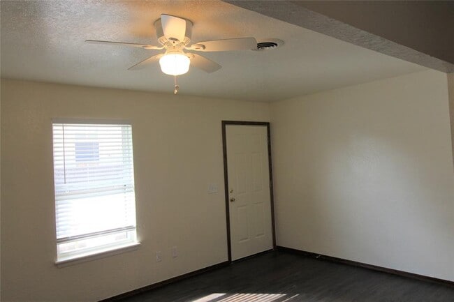 Photo - 1901 E Lindsey St Unit 7A