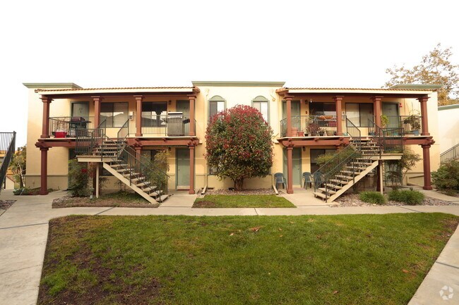 Villas de Laura - Villas de Laura Apts