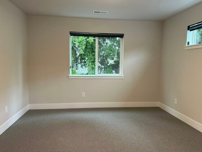 Photo - Beautiful Three Bedroom New Construction Home For Rent