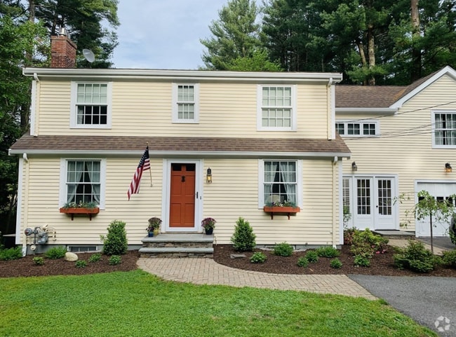 Building Photo - 145 Concord Rd Rental