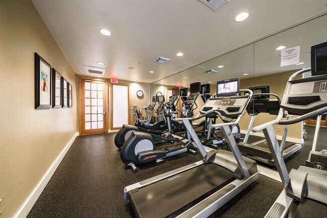 Photo - 3505 Sage Rd Unit 1107