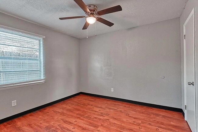 Photo - 2707 NW 36th St