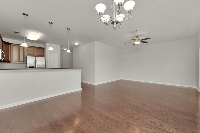 Photo - 116 Matt Blvd Casa