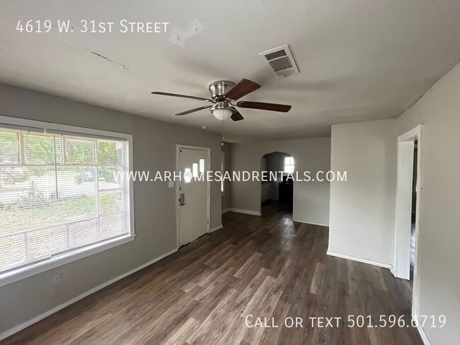 Photo - 4619 W 31st St