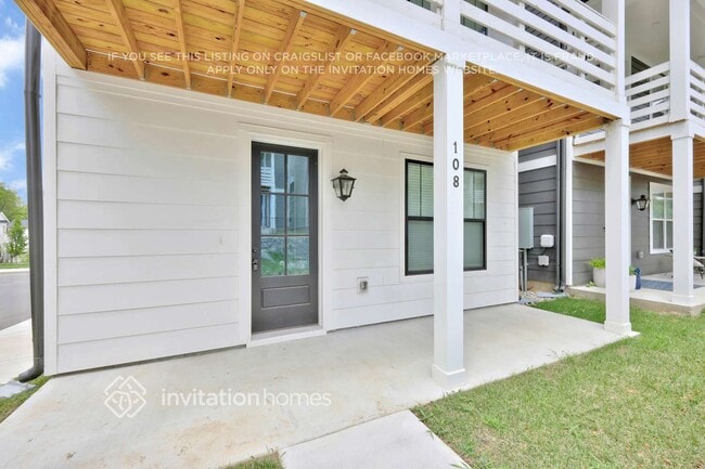 Photo - 647 Vernon Ave