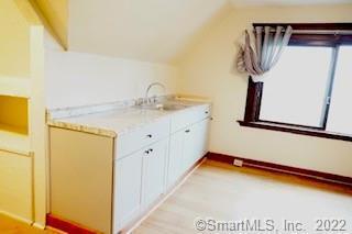 Photo - 33 Center St