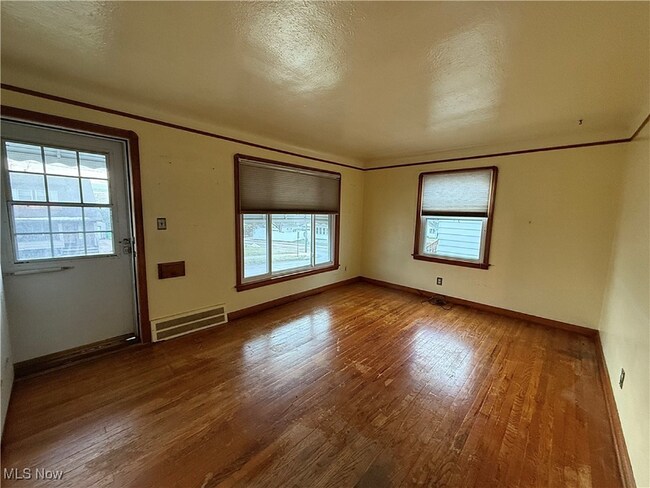 Photo - 4907 E 88th St