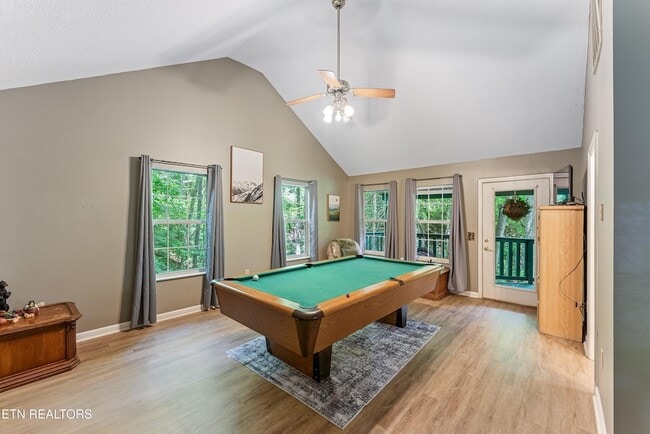 Photo - 1052 Twin Oaks Rd