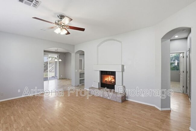 Building Photo - 8717 N 58th Ln