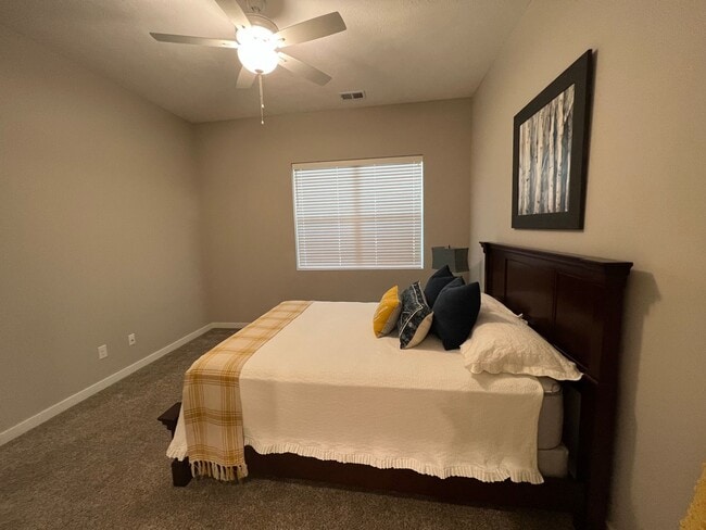 Photo - 1725 Hillcrest Dr Unit 1