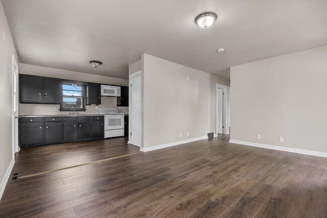 Photo - 314 Warford St