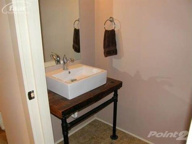 Photo - 317 S Elm St Unit #408