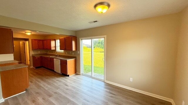 Photo - EAST- NEWER 4 BEDROOM 2 STORY HOME AVAILABLE NOW!