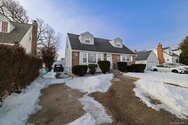 Photo - 580 Georgia St