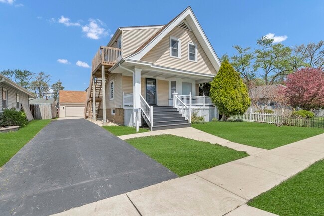 Building Photo - 129 W Stimmel St Unit 1