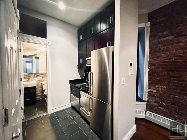 Photo - EAST 28 STREET Unidad 1B