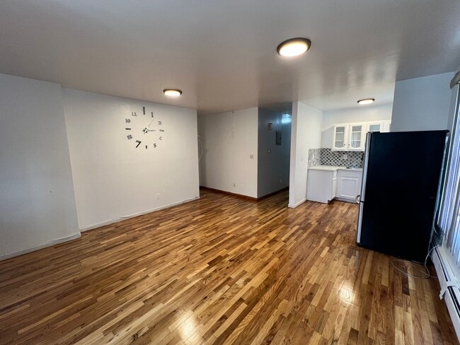 Photo - 140-11 169th St Unit Main Floor