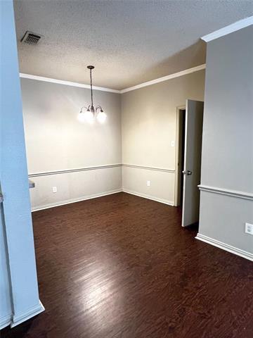 Photo - 725 Kingston Dr