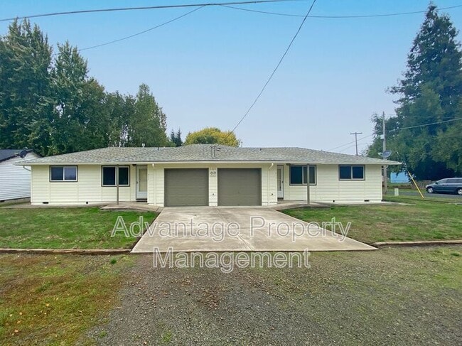 Building Photo - 411-413 E 3rd Street