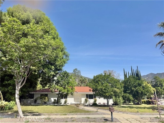 Photo - 61 E Orange Grove Ave