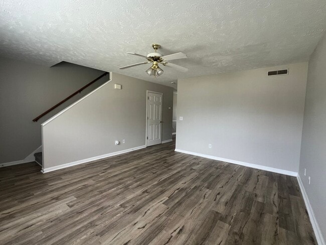 Photo - 1505 Center Pointe Dr